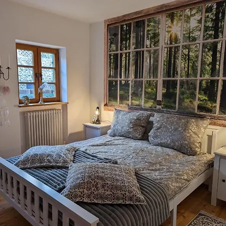Herzstuecke-ferienwohnung شقة