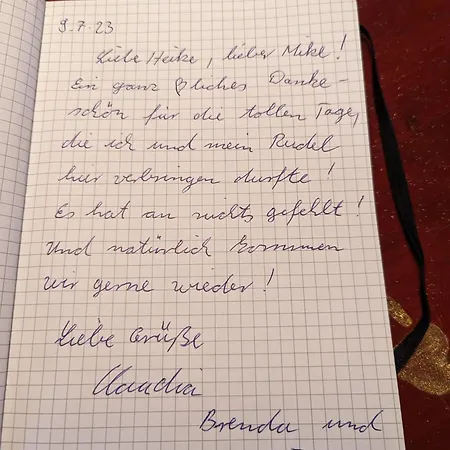Herzstuecke-ferienwohnung شقة *