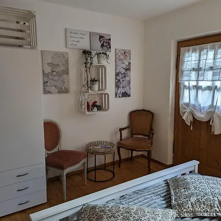 شقة Herzstuecke-ferienwohnung